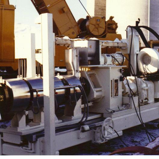 Extruder keyptur í verksmiðju Ístess hf. sá sami og er í notkun í dag.